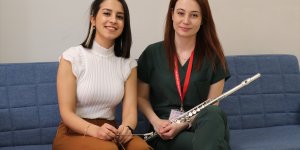 Yoğun bakım ve acil servis hemşireleri iş stresini müzikle atıyor