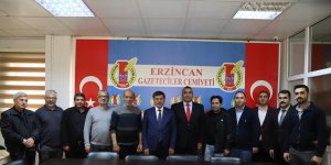 Başkan Aksun gazetecilerle bir araya geldi