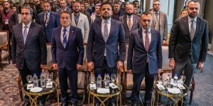 Van'da "1. Teknoloji ve İnsan Zirvesi" programı düzenlendi