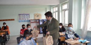 Çemişgezek Kaymakamı öğrencilerle bir araya geldi