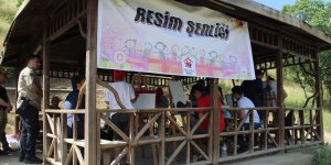 Bingöl'de öğrencilerden resim şenliği