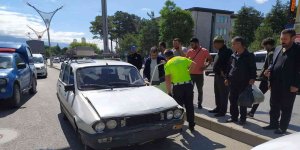 Erzincan'da trafik kazası: 3 yaralı