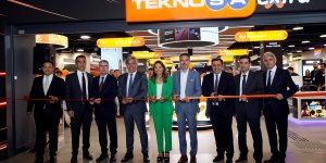 Teknosa, müşterilerine dijital deneyim sunan yeni konsept mağazasını açtı