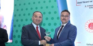 Van Cumhuriyet Başsavcısı Dönmez'e ikinci kez 'uzlaştırma' ödülü verildi