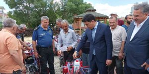 Elazığ'da çiftçilere 385 adet süt sağım makinesi dağıtıldı