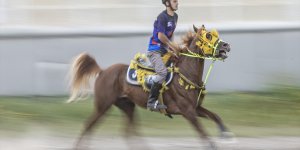 Erzurum'da Atlı Cirit İl Müsabakaları devam ediyor
