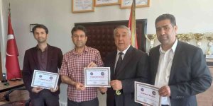 Serdar Ünsal'dan öğretmenlere teşekkür belgesi