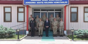 Van Valisi Balcı, Jandarma Asayiş Kolordu Komutanlığını ziyaret etti