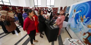 Van'da "Geleneksel El Sanatları Sergisi" açıldı