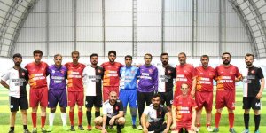 Bingöl'de sağlıkçılar futbol turnuvası ile moral buluyor