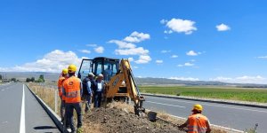 Arpaçay'da çevre yolu aydınlatılıyor