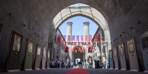 Erzurum'da 'İman Ayetleri Hat Sergisi' açıldı