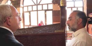 CHP Genel Başkanı Kılıçdaroğlu, Ahmed-i Hani Türbesini ziyaret ederek dua etti