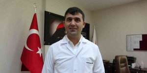 Sıcaklıklara karşı uyaran Başhekim Gengörü, "Sıvı kaybına çok dikkat etmemiz, bol bol sıvı tüketmemiz gerekiyor"