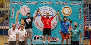 Van'da yapılan Türkiye Gençler Halter Şampiyonası sona erdi