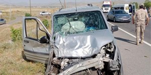 Son dakika haberi: Ağrı'da Yücekapı'da trafik kazası 12 yaralı