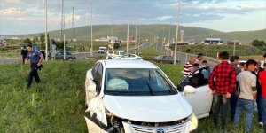 Ardahan'daki trafik kazasında biri çocuk 3 kişi yaralandı