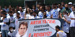 Bitlis'te sağlık çalışanlarından doktor Karakaya'nın öldürülmesine tepki