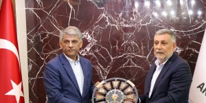 Kültür ve Turizm Bakan Yardımcısı Alpaslan, AK Parti Elazığ İl Bakanlığını ziyaret etti