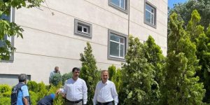 Sakarya Büyükşehir Belediyesinden Şemdinli Belediyesine çiçek ve fidan yardım