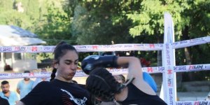 Bitlis'te Uluslararası Muay Thai maçları düzenlendi