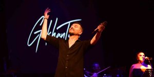 Gökhan Tepe, Ebru Gündeş'in albüm müjdesini Bursa'dan verdi