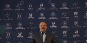 Bakan Varank: "Kılıçdaroğlu'nun 'yapılmıyor' dediği yatırımlar Türkiye'nin dört bir yanında güneş gibi parlıyor"