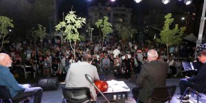 Vanlılar türkü sefası programında buluştu