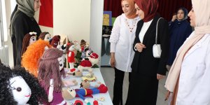 Hizan'da kadınlar el emeği ürünlerini sergiledi
