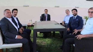 Vali Öksüz oda başkanlarıyla bir araya geldi