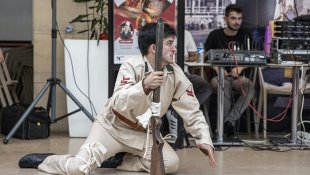 Erzurum'da tiyatrocular, 30 Ağustos'u canlandırdı