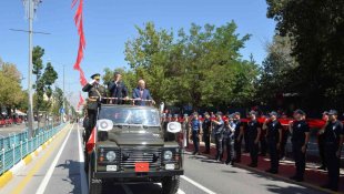 Erzurum'da 30 Ağustos Zafer Bayramı coşkusu