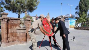 Ahlat'ta 30 Ağustos Zafer Bayramı kutlandı