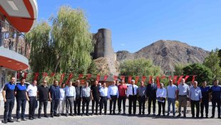 Efkan Ala baba ocağında