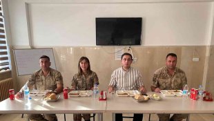 Kaymakam Başar, jandarma ile bir araya geldi