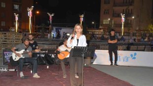 'Sahne sende' yarı filanında Aleyna mest etti