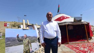 Azerbaycan'ın Karabağ Zaferi, Ahlat'taki fotoğraf sergisiyle anlatılıyor