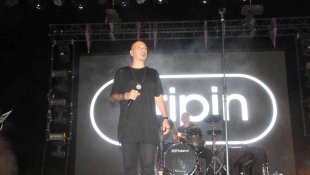 Malazgirt Zaferi'nin 951'ncı yıl dönümünde Gribin konser verdi