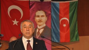 Serdar Ünsal, "Azerbaycan'ın ikinci Cumhurbaşkanı Elçibeyi rahmetle anıyoruz"