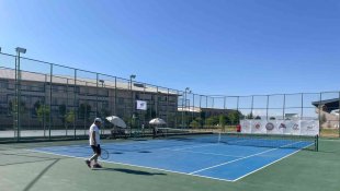 2. Ağrı Dağı Tenis Turnuvası başladı