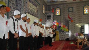 Kur'an kursu öğrencileri için mezuniyet programı