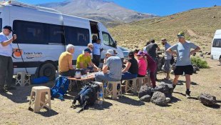 Turistlerden Süphan Dağı'na büyük ilgi