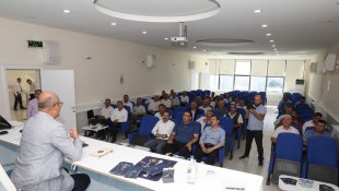 İpekyolu'ndaki muhtarlara kadına yönelik şiddetin önlenmesi eğitimi