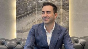 Boynunuz yaşınızı ele vermesin