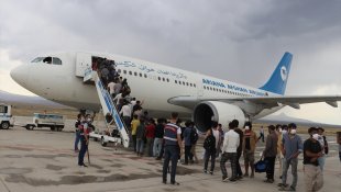 Iğdır'dan 362 Afganistan uyruklu düzensiz göçmen ülkelerine gönderildi