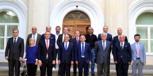 Ardahan Valisi Öner, Türkiye'nin Tiflis Büyükelçisi Orbay'ı ziyaret etti