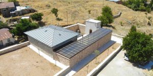 Elazığ'da 800 yıllık camiye yoğun ilgi