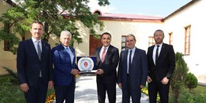 Başkan Ali Eroğlu Kars'ta ziyaretlerde bulundu