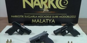 Malatya'da yolcu otobüsünde ruhsatsız 3 tabanca ele geçirildi