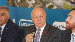 Başkan Sekmen: "1 Ekimden itibaren ulaşım fiyatını öğrencilerimiz için 2,5 liraya indirdik"